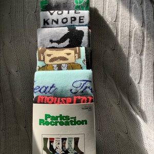 Parks and Recreation funny adult socks UNISEX 
By Bioworld
Shoe size 8-12
